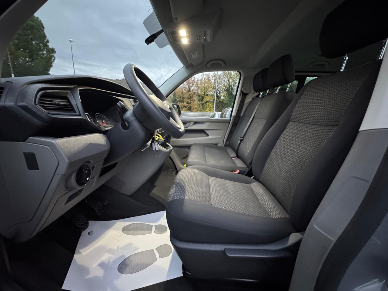 Volkswagen Caravelle 2.0 TDI 110CV 9 Posti Trendline