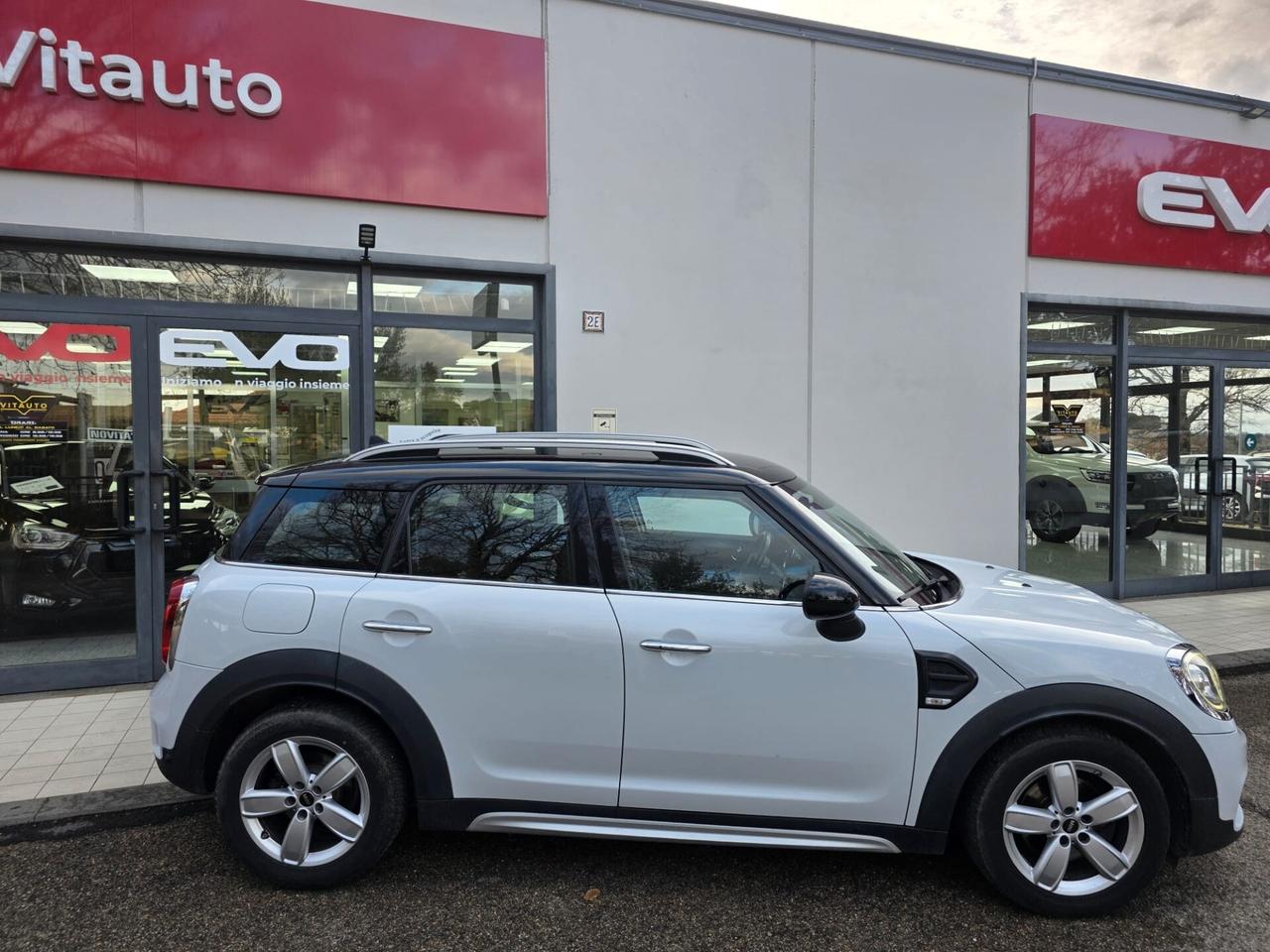 Mini Cooper D Countryman 2.0 Business Automatica