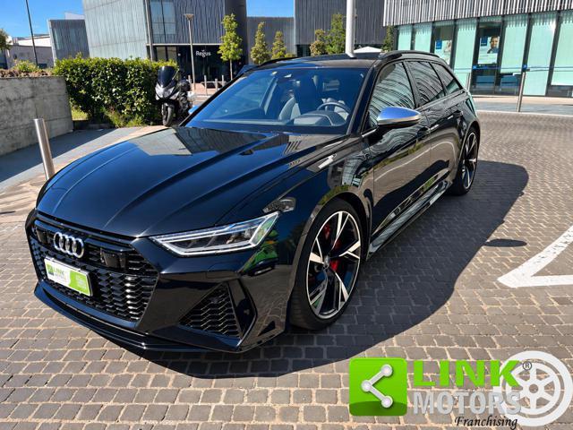 AUDI RS6 Avant