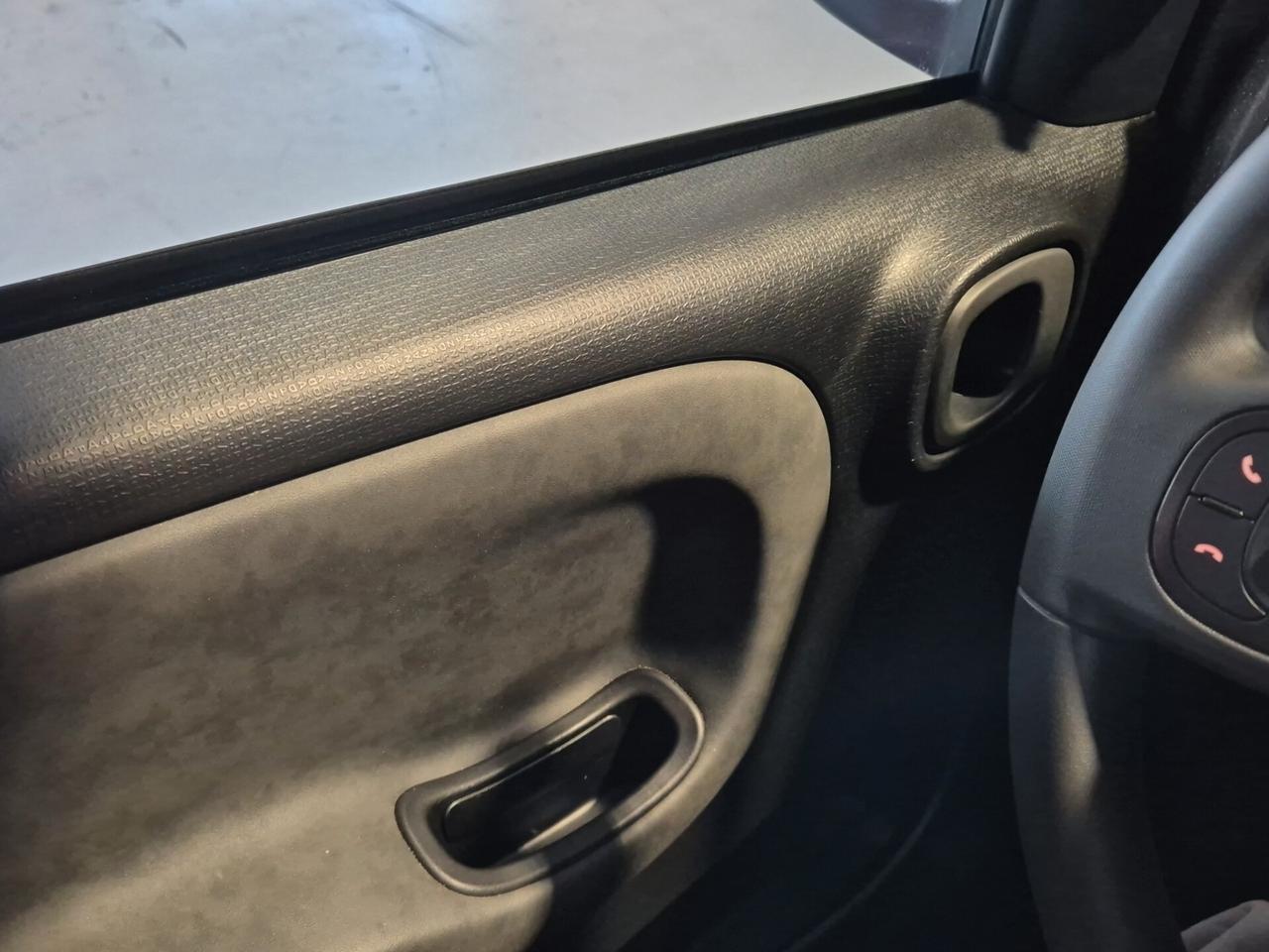 Fiat Panda 1.0 FireFly S&S Hybrid City Cross 70CV