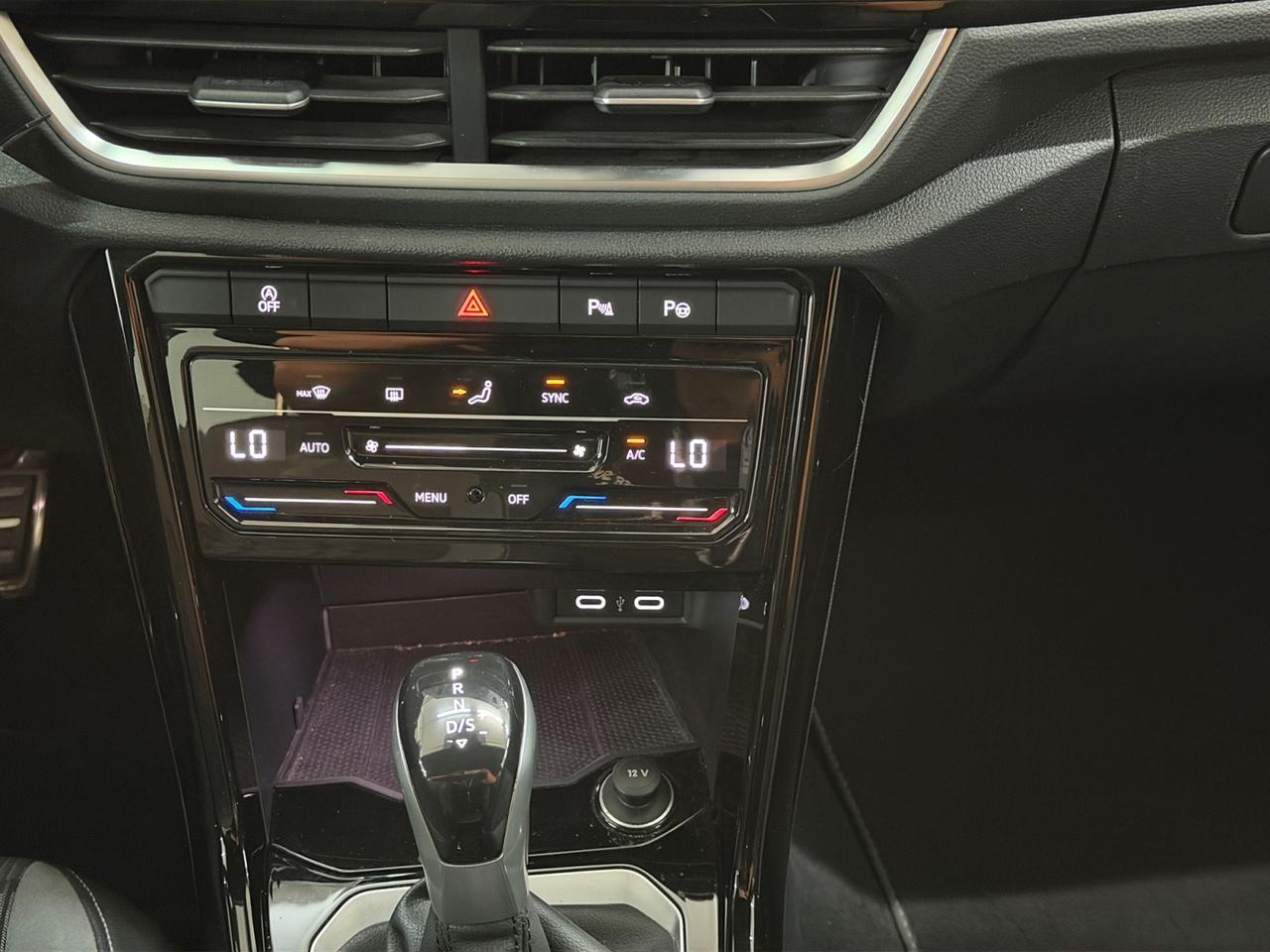 VOLKSWAGEN T-Roc I 2022 - T-Roc 1.5 tsi R-Line dsg