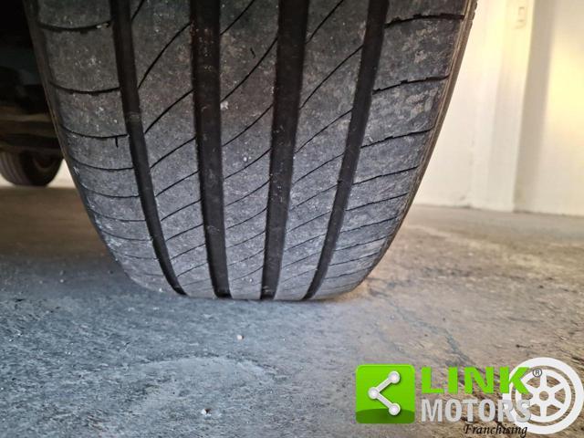 VOLKSWAGEN Tiguan 2.0 TDI 4MOTION DSG Business GARANZIA INCLUSA