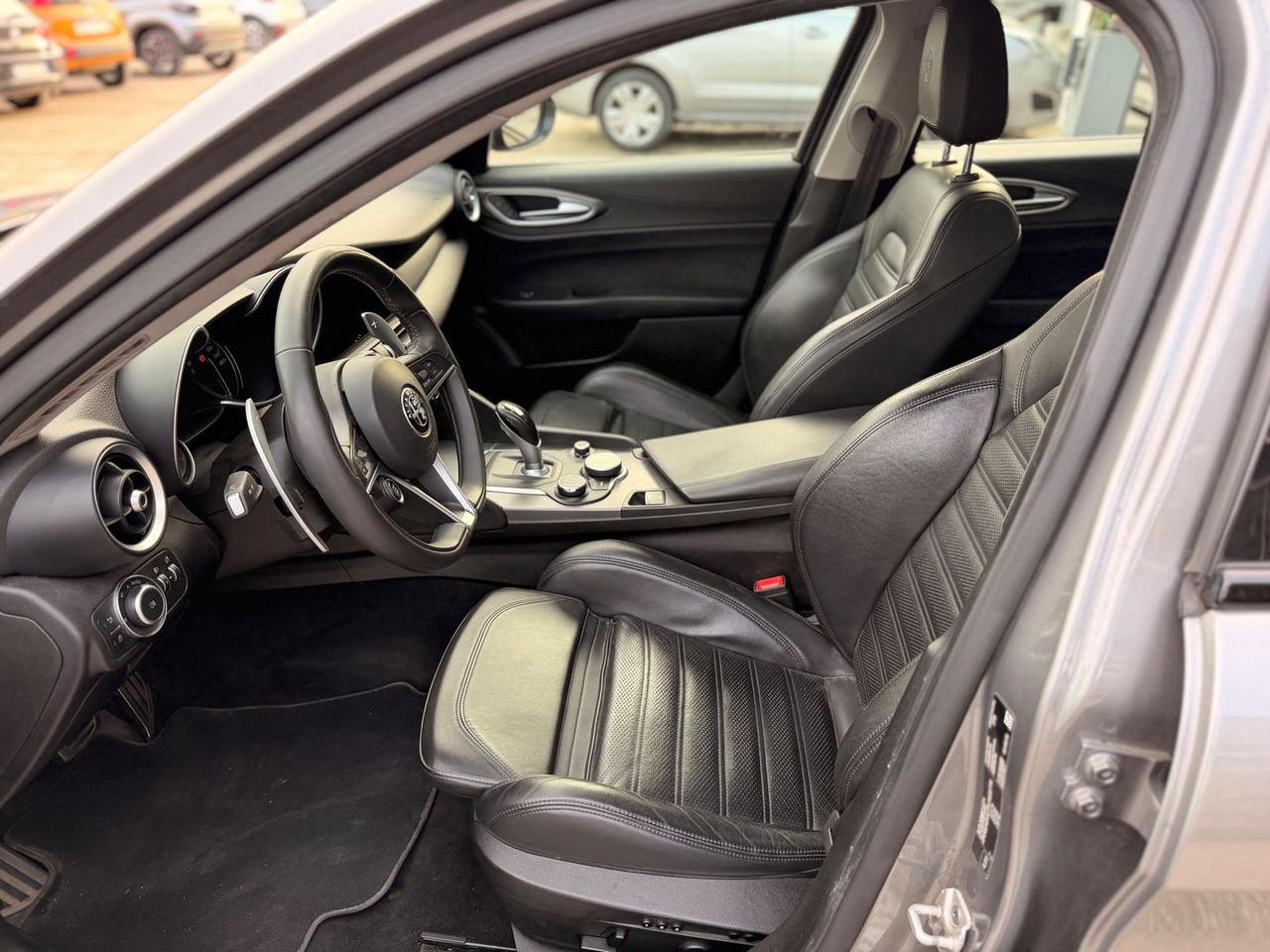 Alfa Romeo Giulia Veloce 2.2 Turbo #8037