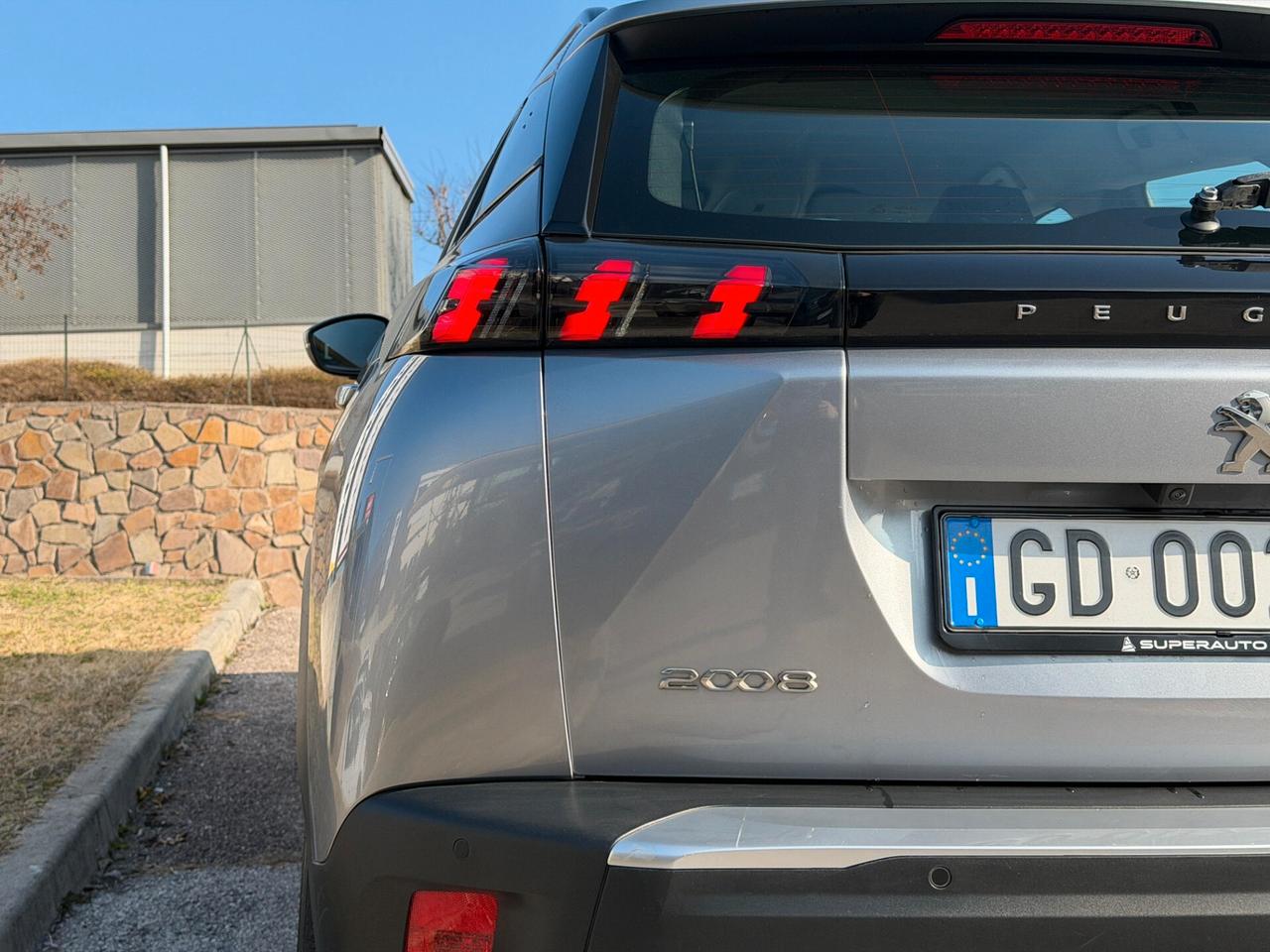 Peugeot 2008 PureTech 100 S&S Active