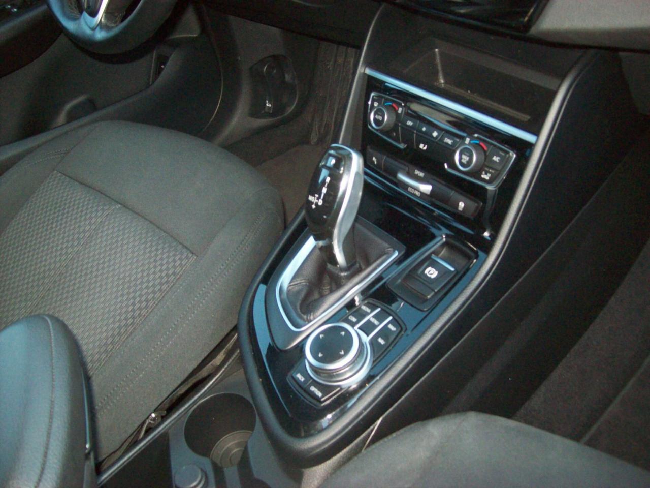 Bmw Serie 2 Gran Tourer 220d Business aut.