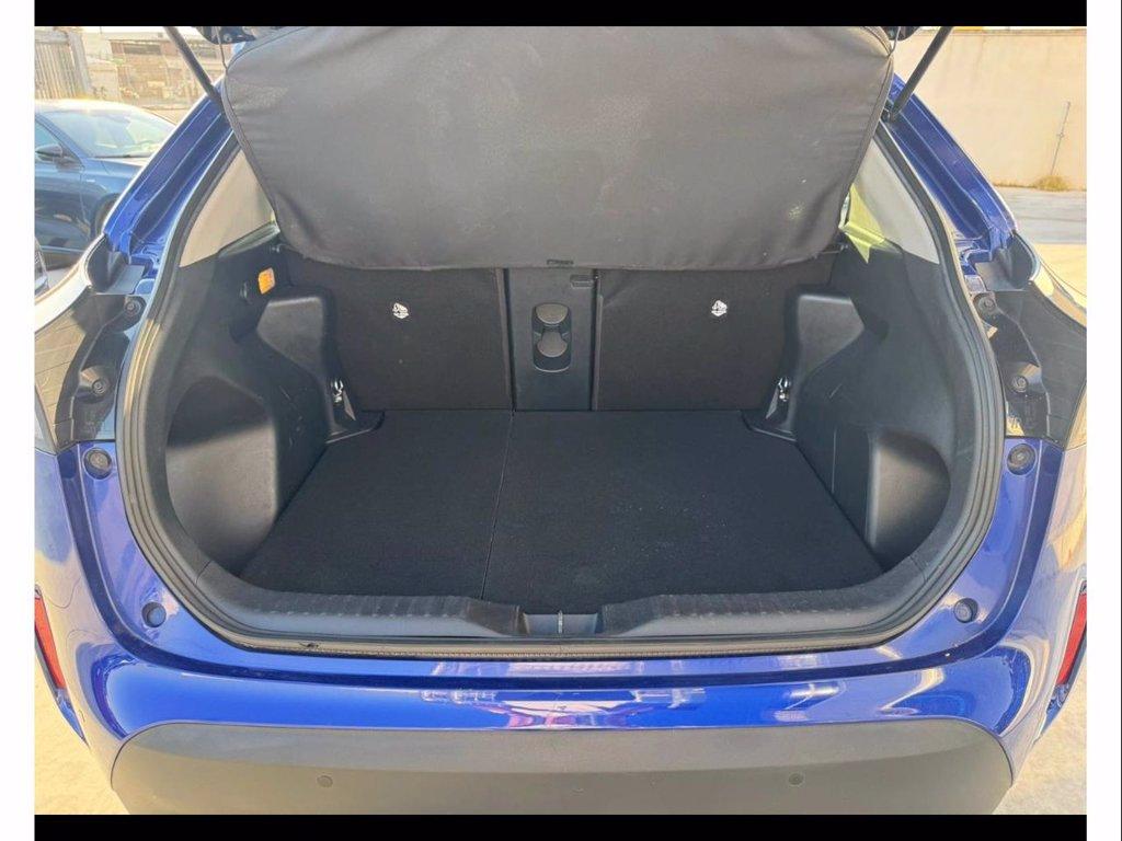 TOYOTA Yaris cross 1.5h lounge fwd 116cv e-cvt del 2022