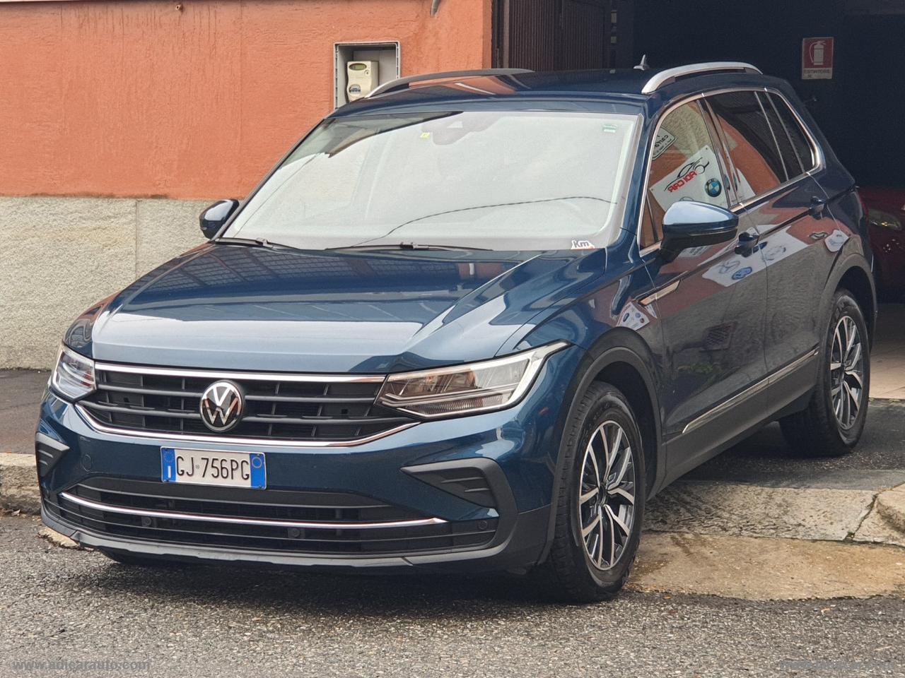 VOLKSWAGEN Tiguan 2.0 TDI 150CV SCR DSG Life