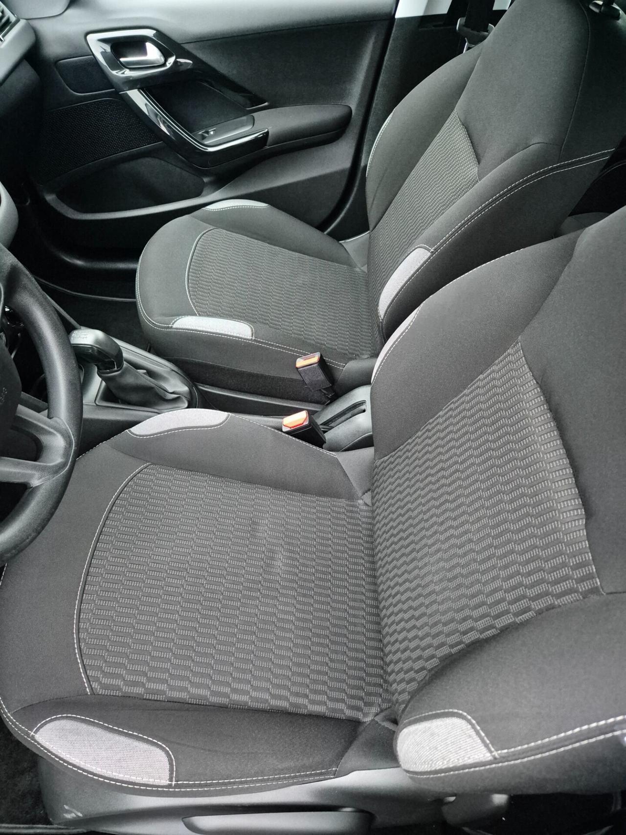 Peugeot 208 PureTech 68 5 porte Active