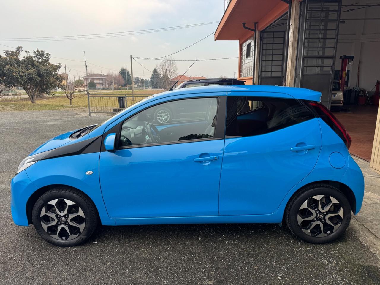 Toyota Aygo Connect 1.0 72 CV wave