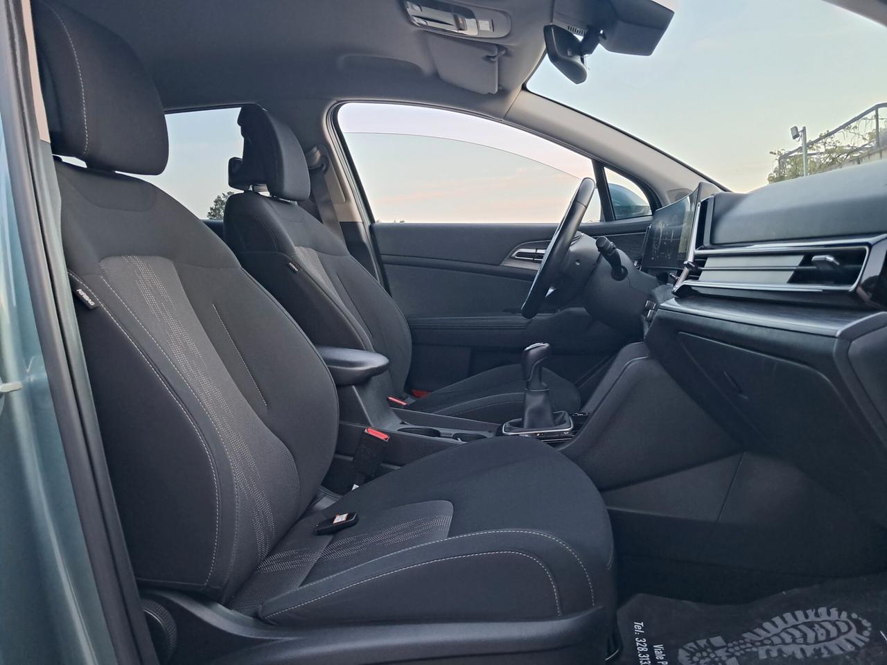 Kia Sportage 1.6 CRDI-136cv*B-LED*NAVY*RADAR