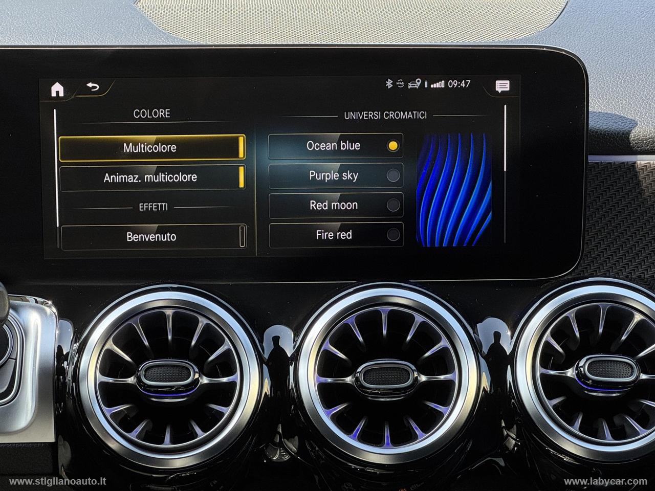 MERCEDES-BENZ GLB 180 d Automatic Premium