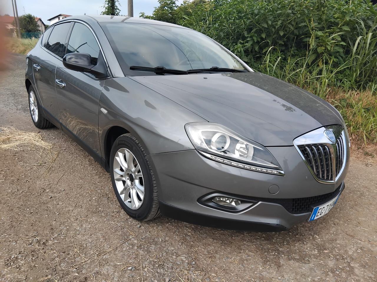 Lancia Delta 1.6