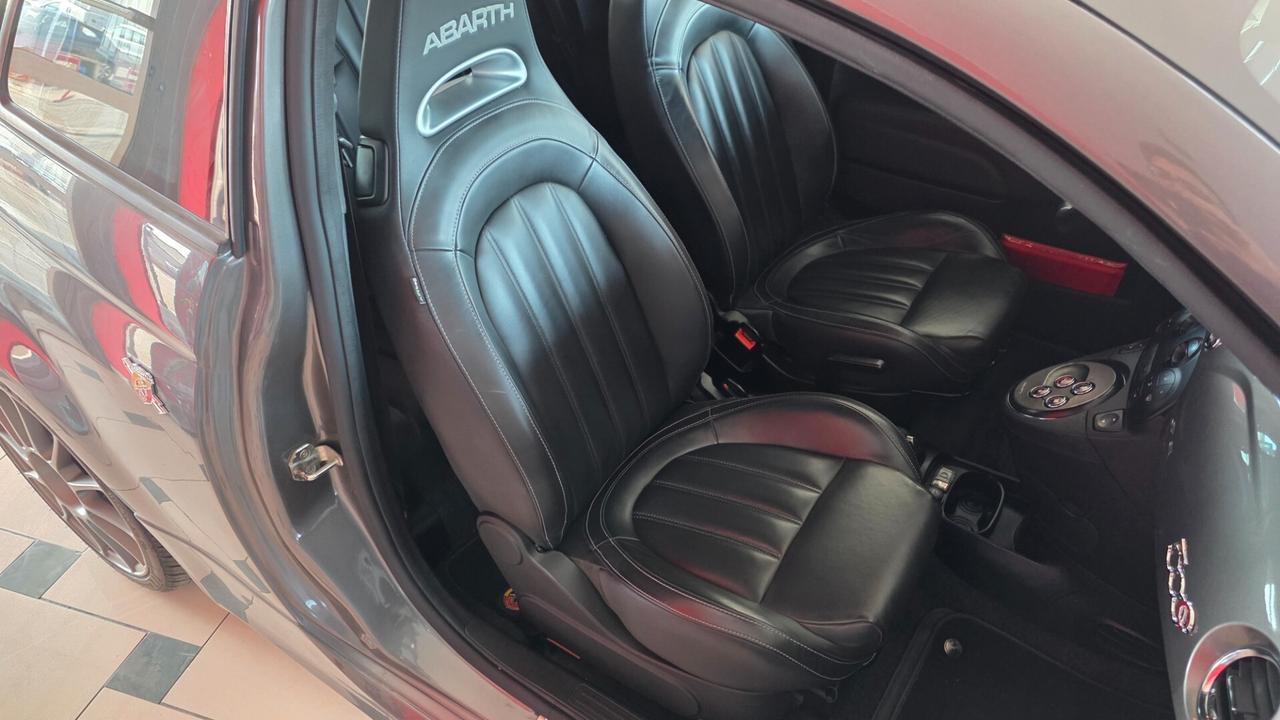 Abarth 500 C 1.4 Turbo T-Jet MTA Bicolore da €150/mese