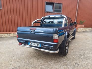 Mitsubishi L200 2.5 TD cat 4WD Double Cab Intense