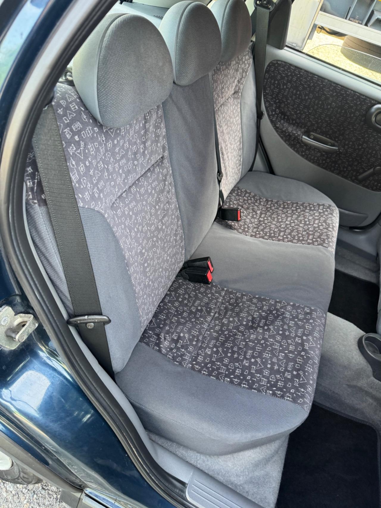 Opel corsa tagliandata catena nuova neopatentati