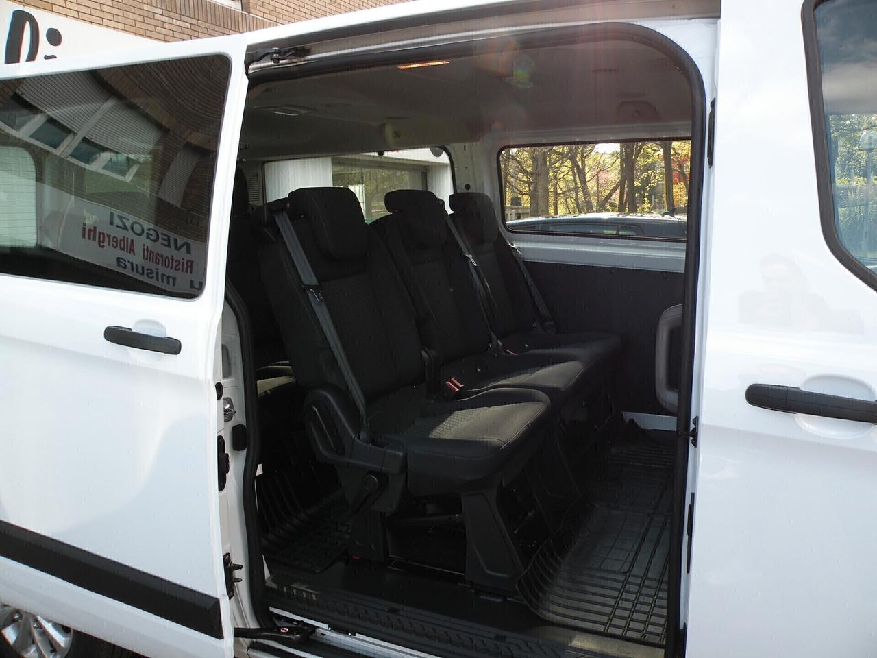 NOLEGGIO A BREVE TERMINE - FORD TRANSIT CUSTOM 9 POSTI