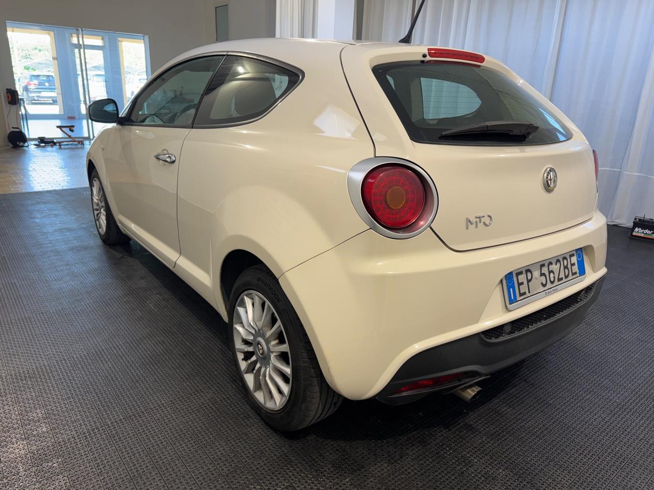 Alfa Romeo MiTo 1.4 T 120 CV GPL Distinctive