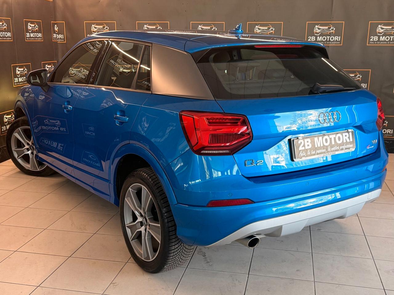 Audi Q2 30 TDI S tronic Identity Black