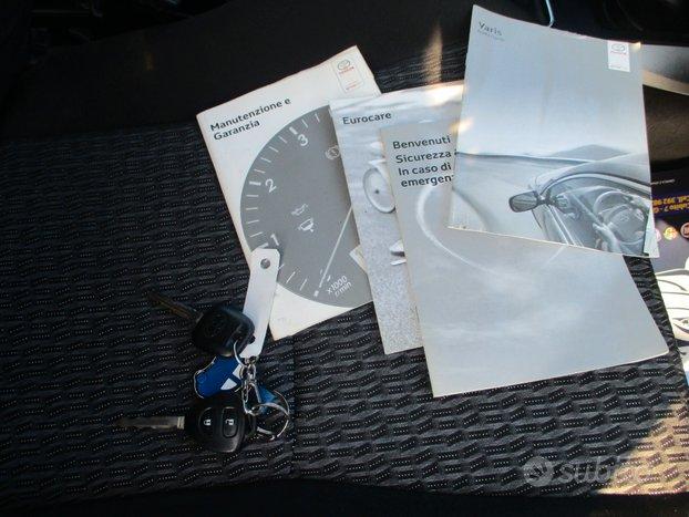 Toyota Yaris 1.0 136000 KM