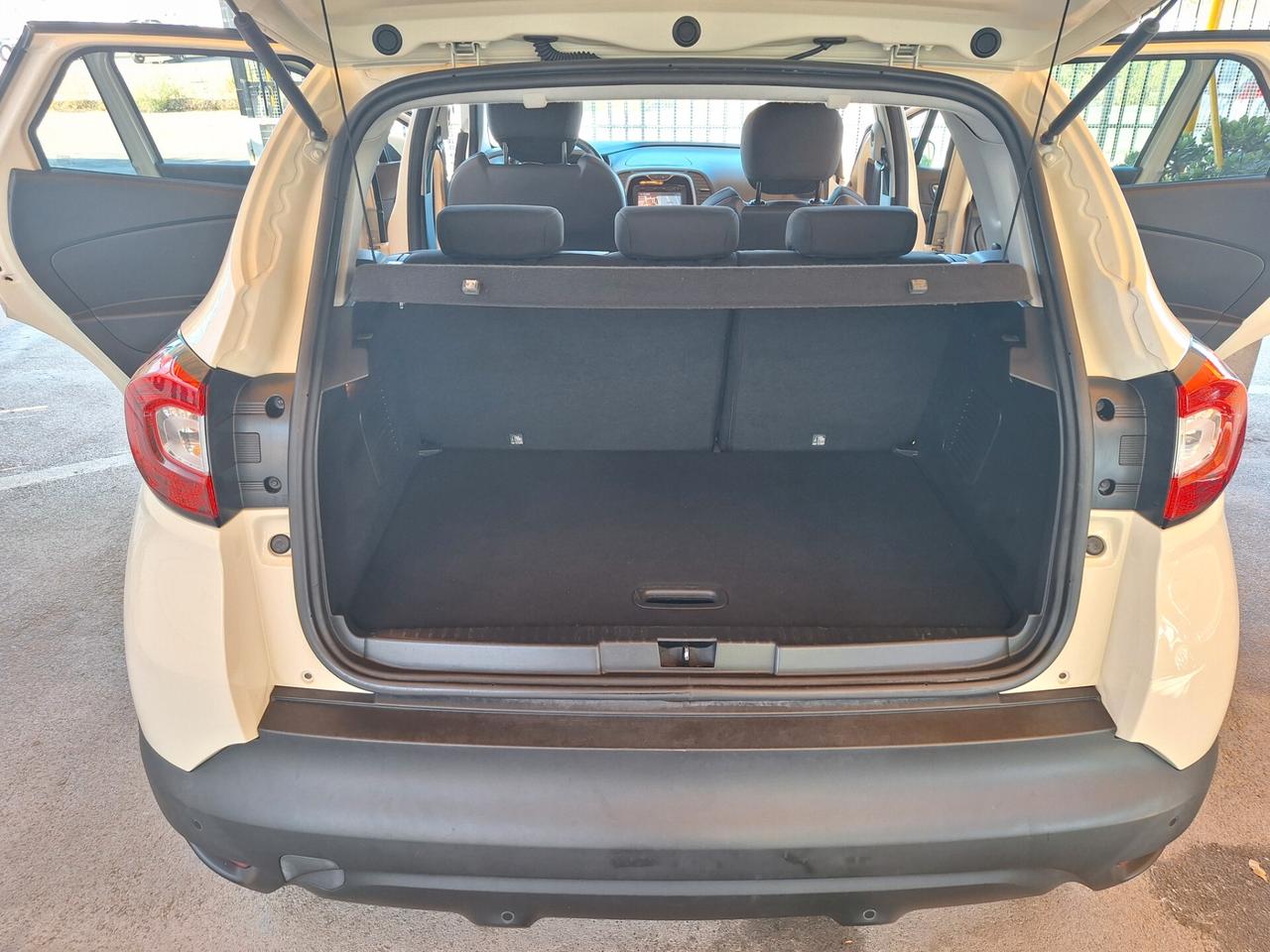 Renault Captur 1.5 dCi 90 CV Zen NAVI 2015