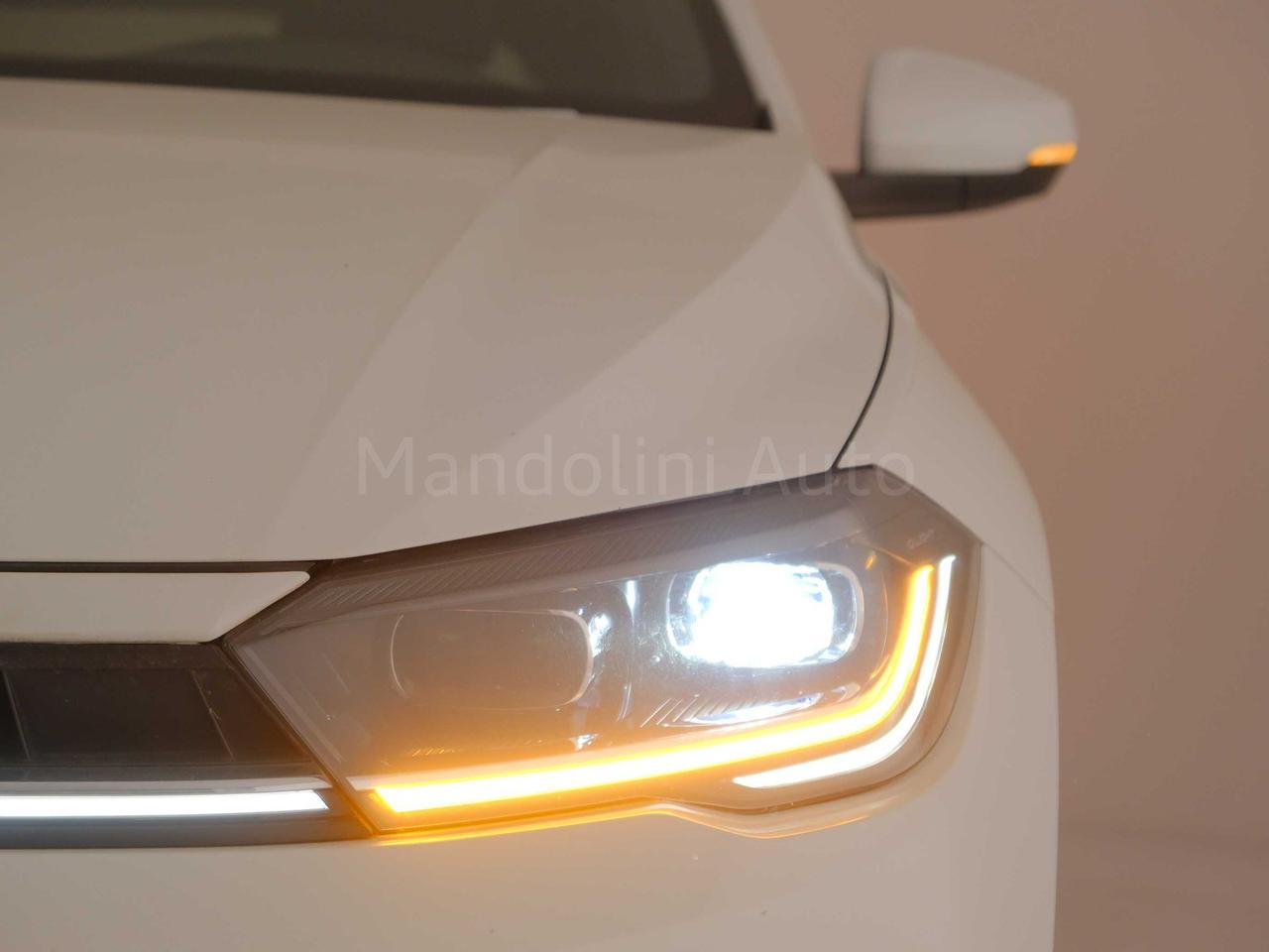 Volkswagen Polo 1.0 tsi 95cv r line