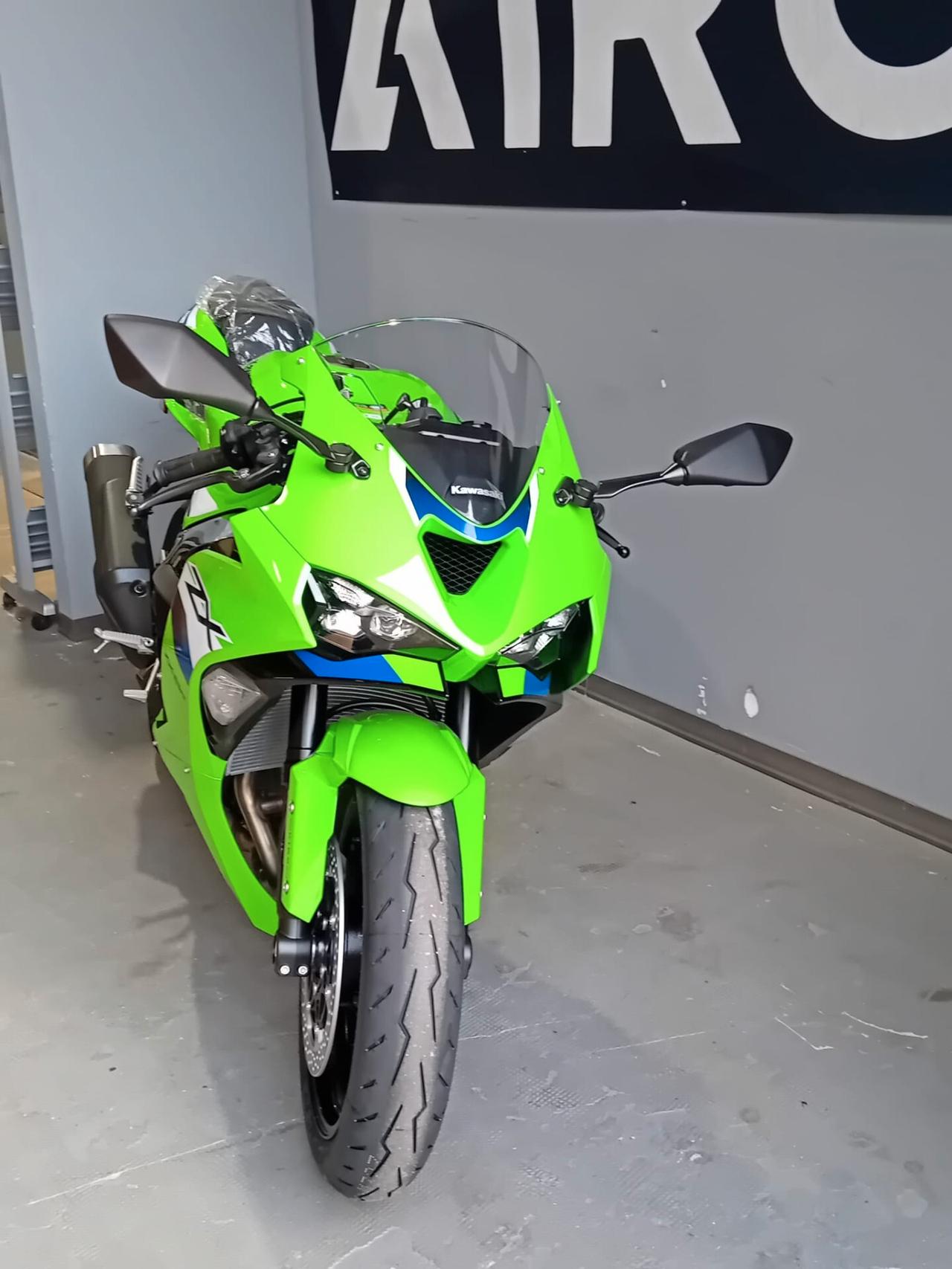 Kawasaki Ninja 636 ZX-6R SUPER SPORT