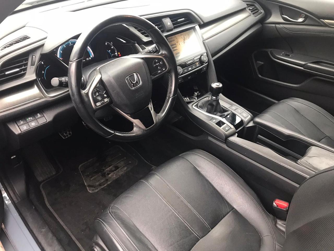 Honda Civic 1.0T 5 porte Executive Premium ok neo patentati