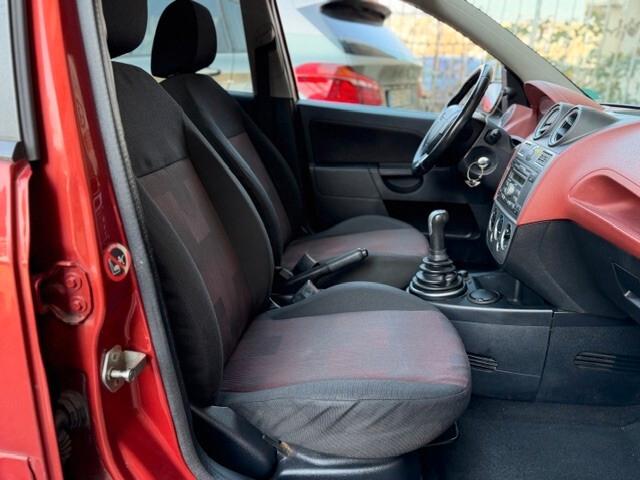 Ford Fiesta 1.2 16V 5p. Ghia