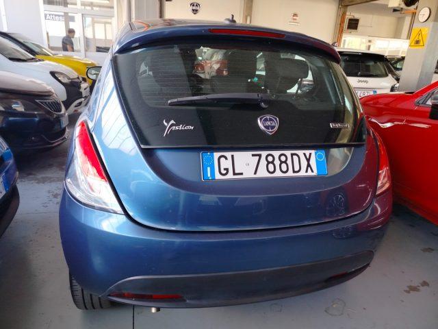 LANCIA Ypsilon 1.0 FireFly 5 porte S&S Hybrid Ecochic Silver