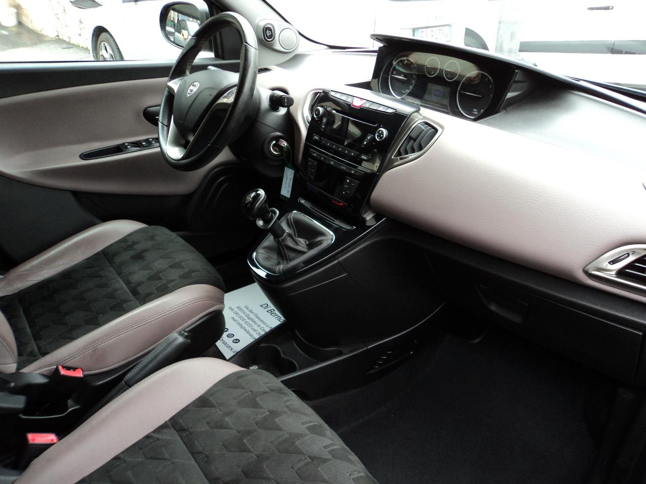 Lancia Ypsilon 1.2 69 CV 5 porte Elle