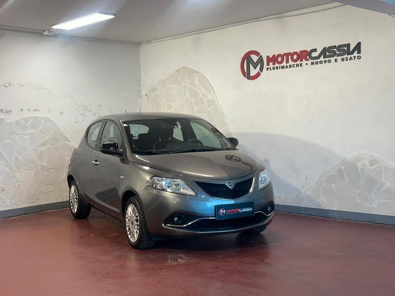 Lancia Ypsilon 1.2 69 CV 5 porte Platinum