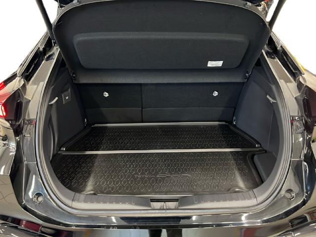 TOYOTA C-HR 2.0 PHEV Lounge Premiere