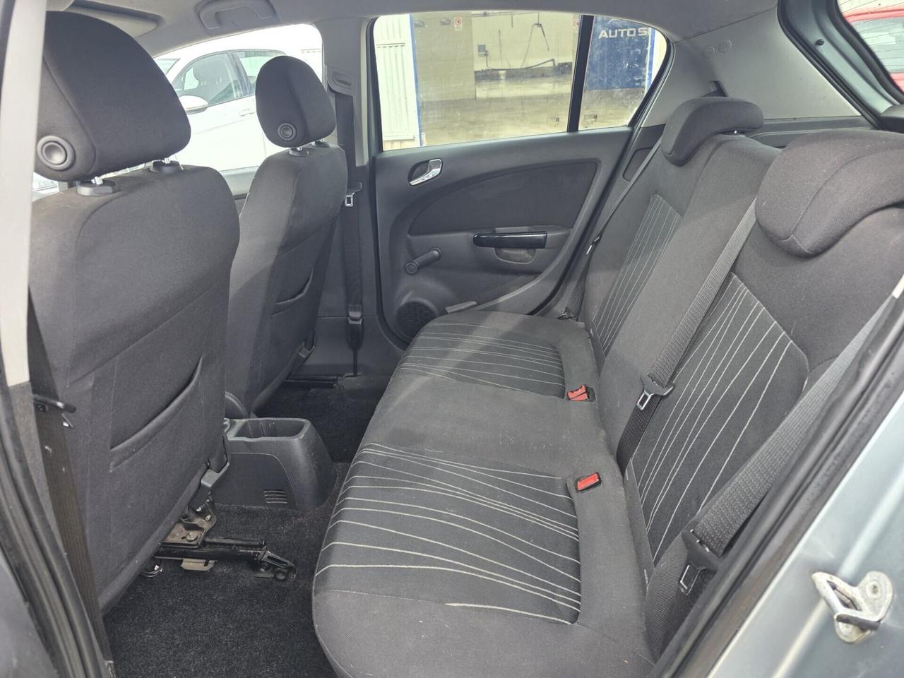 Opel Corsa 1.2 5 porte Edition