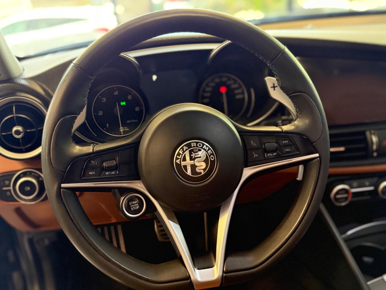 Alfa Romeo Giulia 2.2 Turbodiesel 210 CV AT8 AWD Q4 Veloce