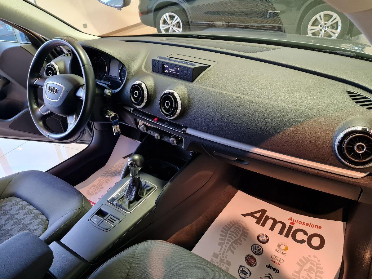 AUDI A3 Sportback 1.6 TDI S-tronic Ambition S-line
