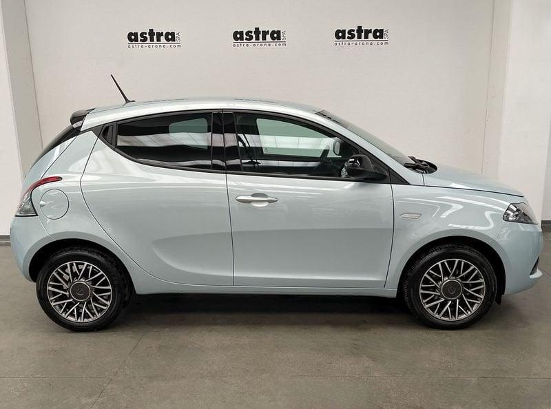 Lancia Ypsilon 1.0 FireFly 5 porte S&S Hybrid Silver Plus