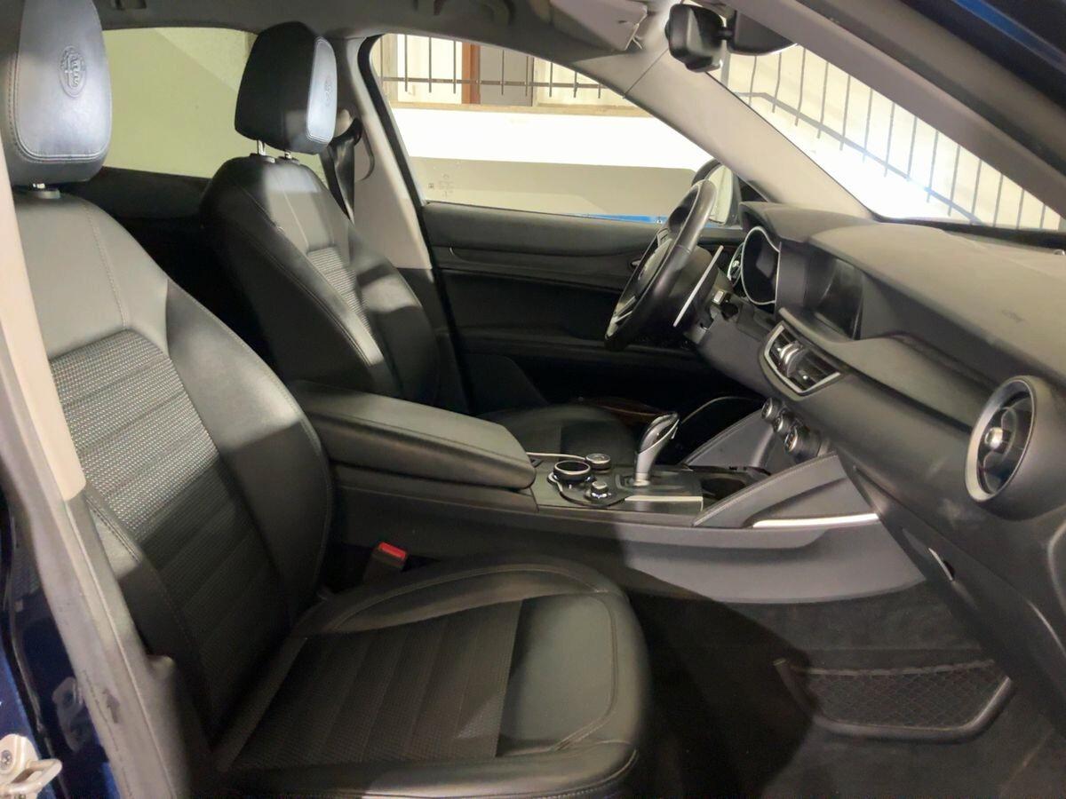 Alfa Romeo Stelvio 2.2 JTDM Q4 automatico 210cv -IN ARRIVO-