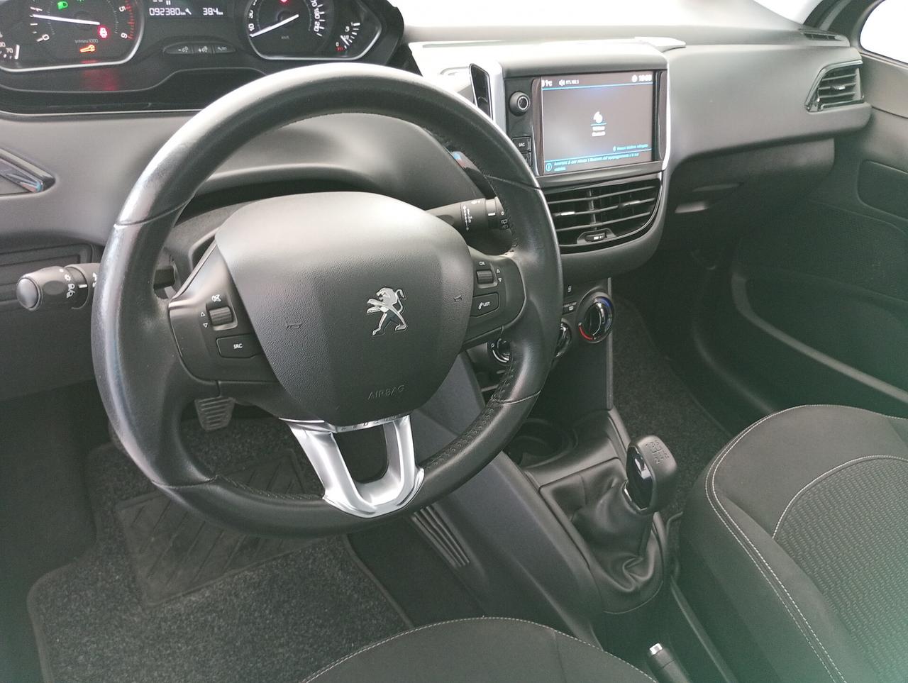 Peugeot 208 1.6 BlueHDi 75 5 porte - NEOPATENTATI -