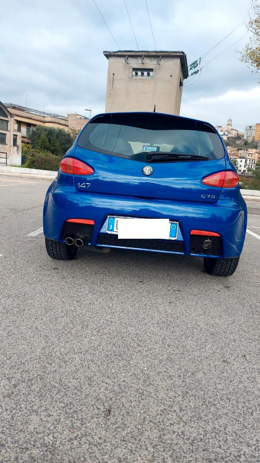 Alfa Romeo 147 3.2i V6 24V cat 3 porte GTA