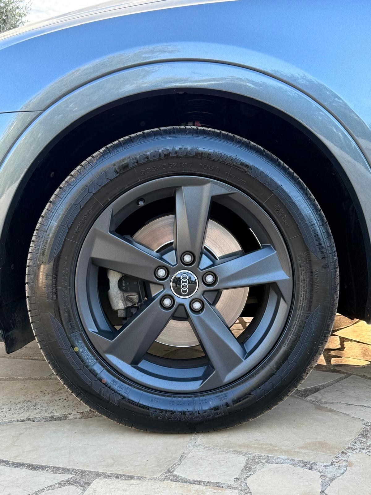 Audi Q3 2.0 TDI 150 CV quattro S tronic Sport