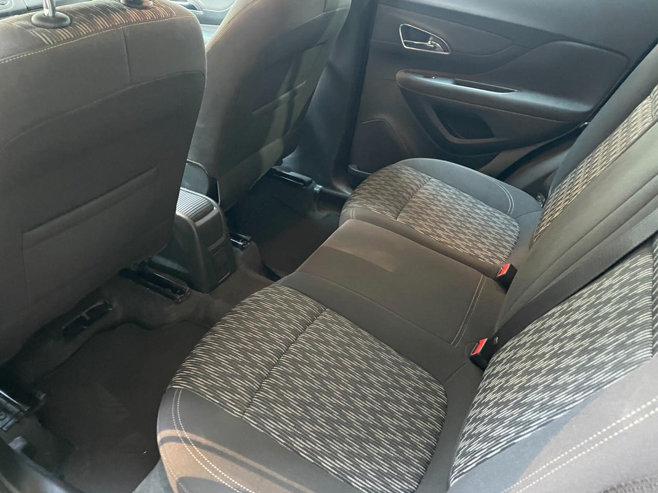 Opel Mokka BENZINA - NEOPATENTATI AREA B MILANO