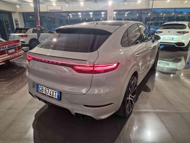 PORSCHE Cayenne Coupé 3.0 V6 E-Hybrid PASM PANO GTS MEMORIE