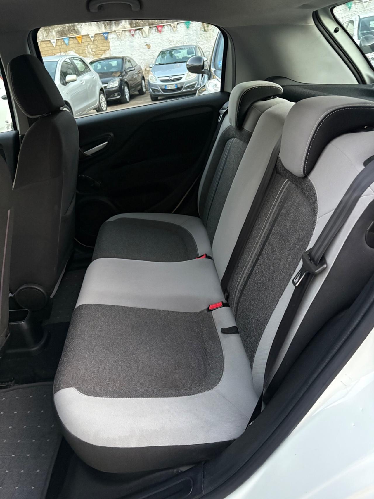 Fiat Punto 1.4 natural power benzina metano