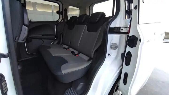 Ford Tourneo Courier 1.0 ECOBOOST