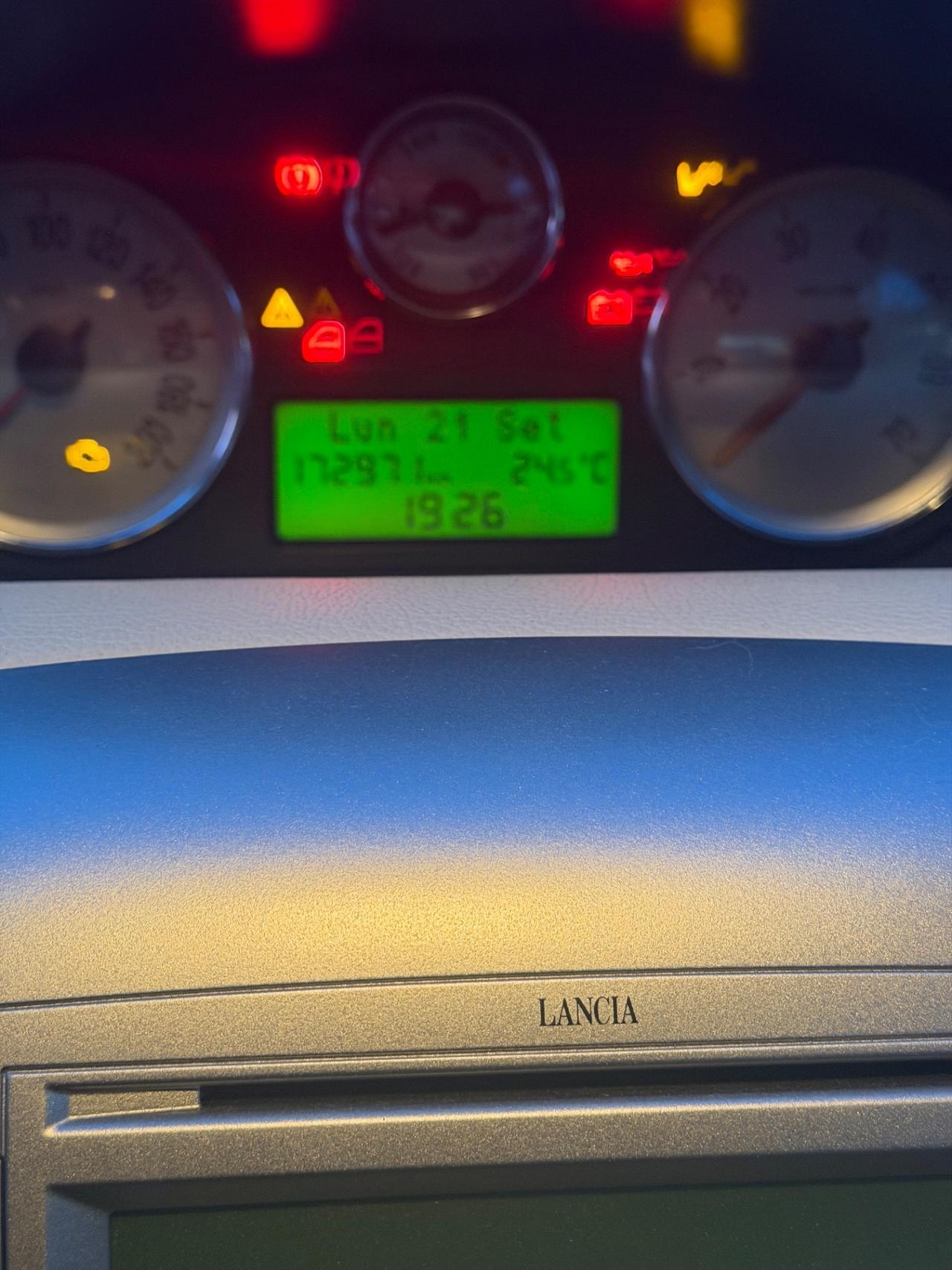 Lancia Ypsilon 1.2 Argento