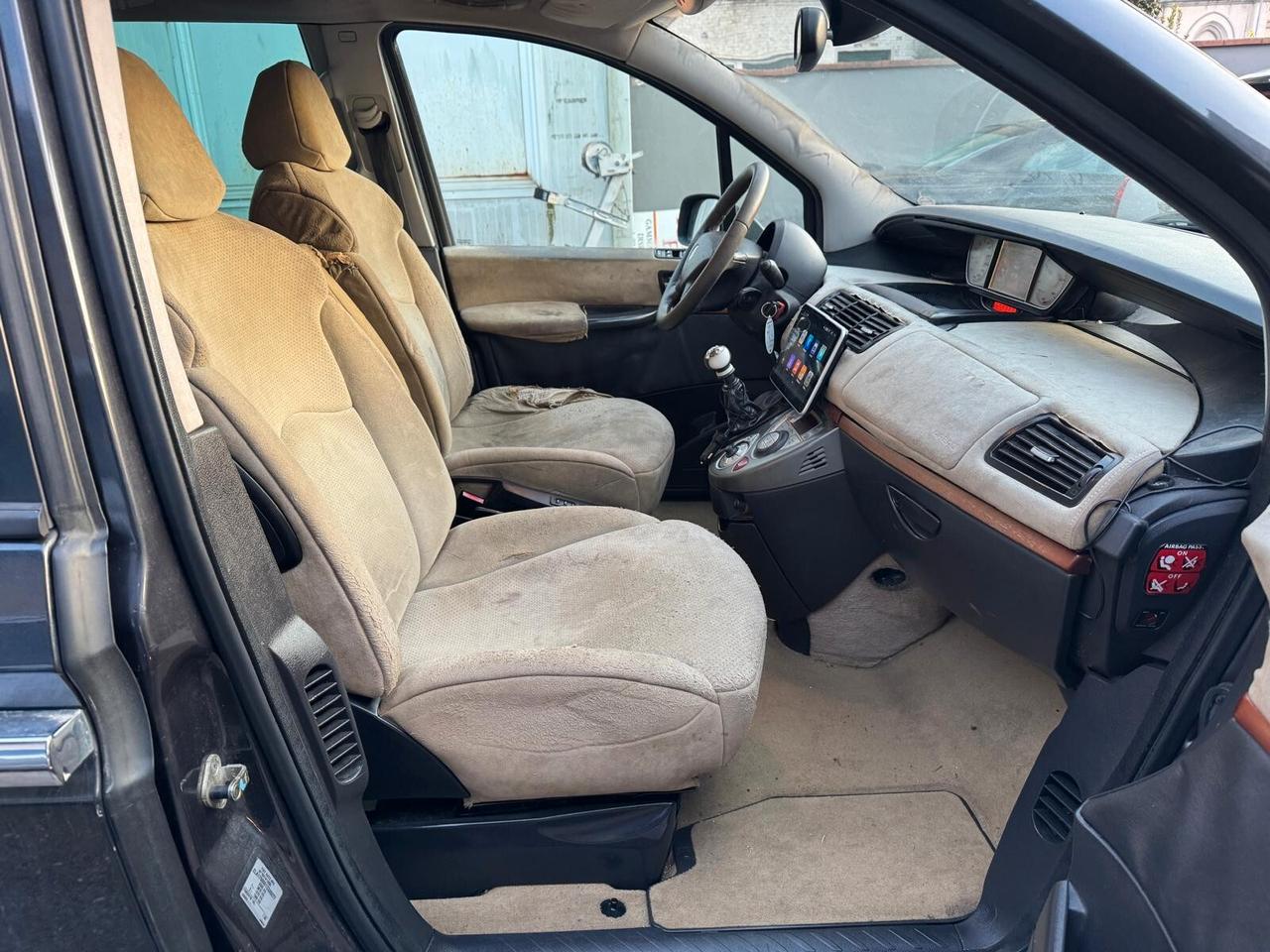 Lancia Phedra 2.0 MJT 120 CV Executive MECCANICAMENTE A POSTO SUBITO DISPONIBILE