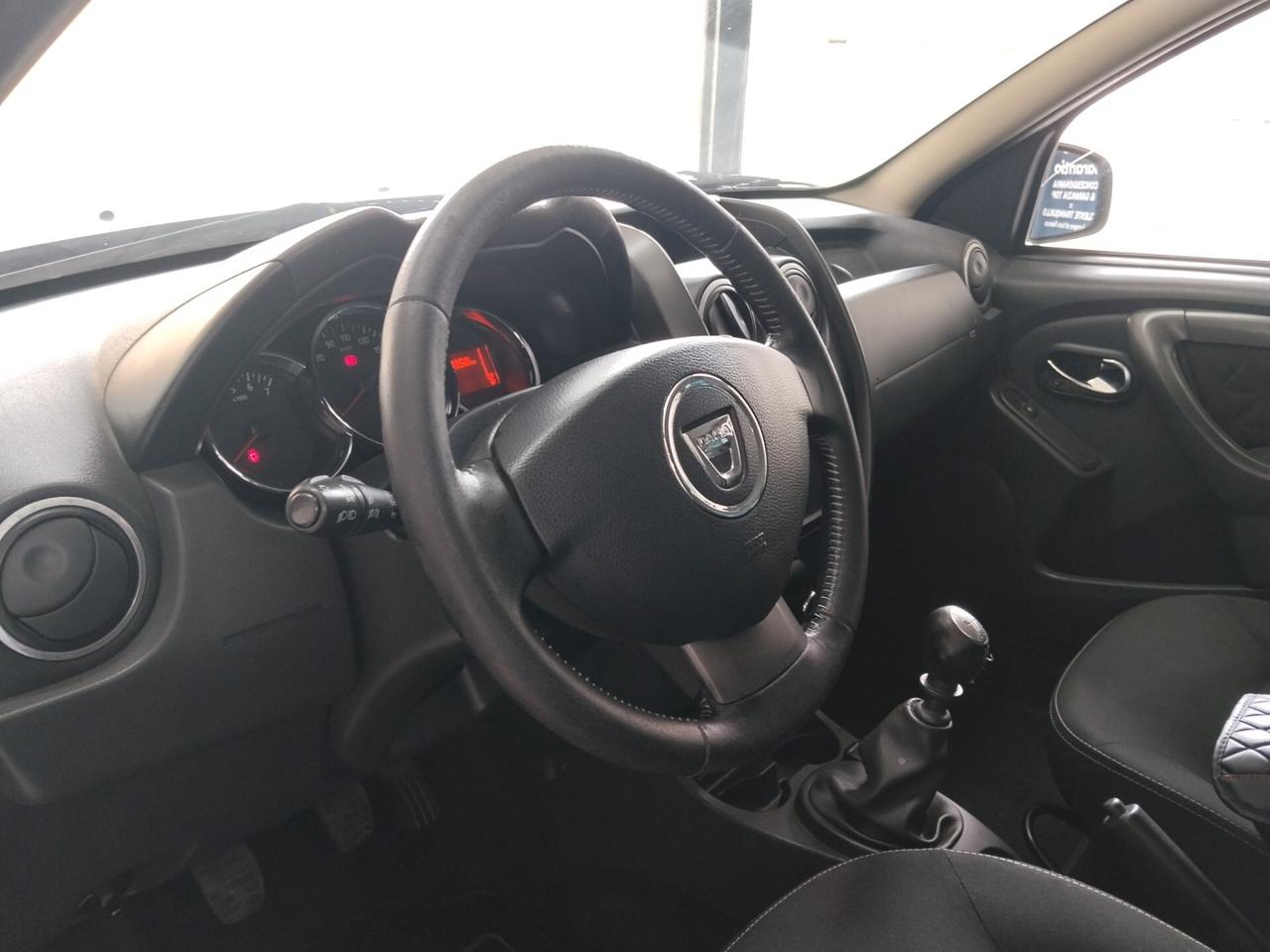 Dacia Duster 1.5 diesel 2016 CON GARANZIA
