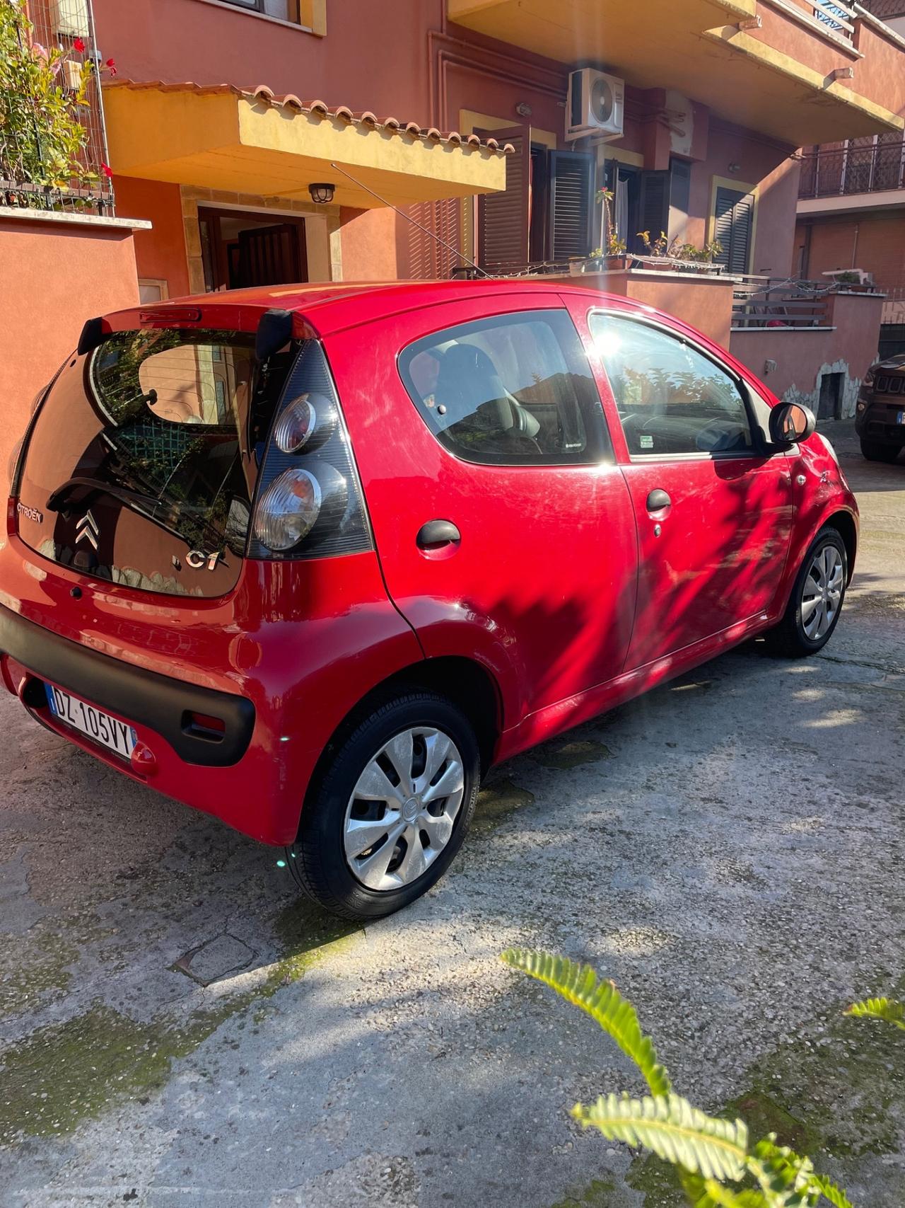 Citroen C1 1.0 5 porte airdream Pulp neopat