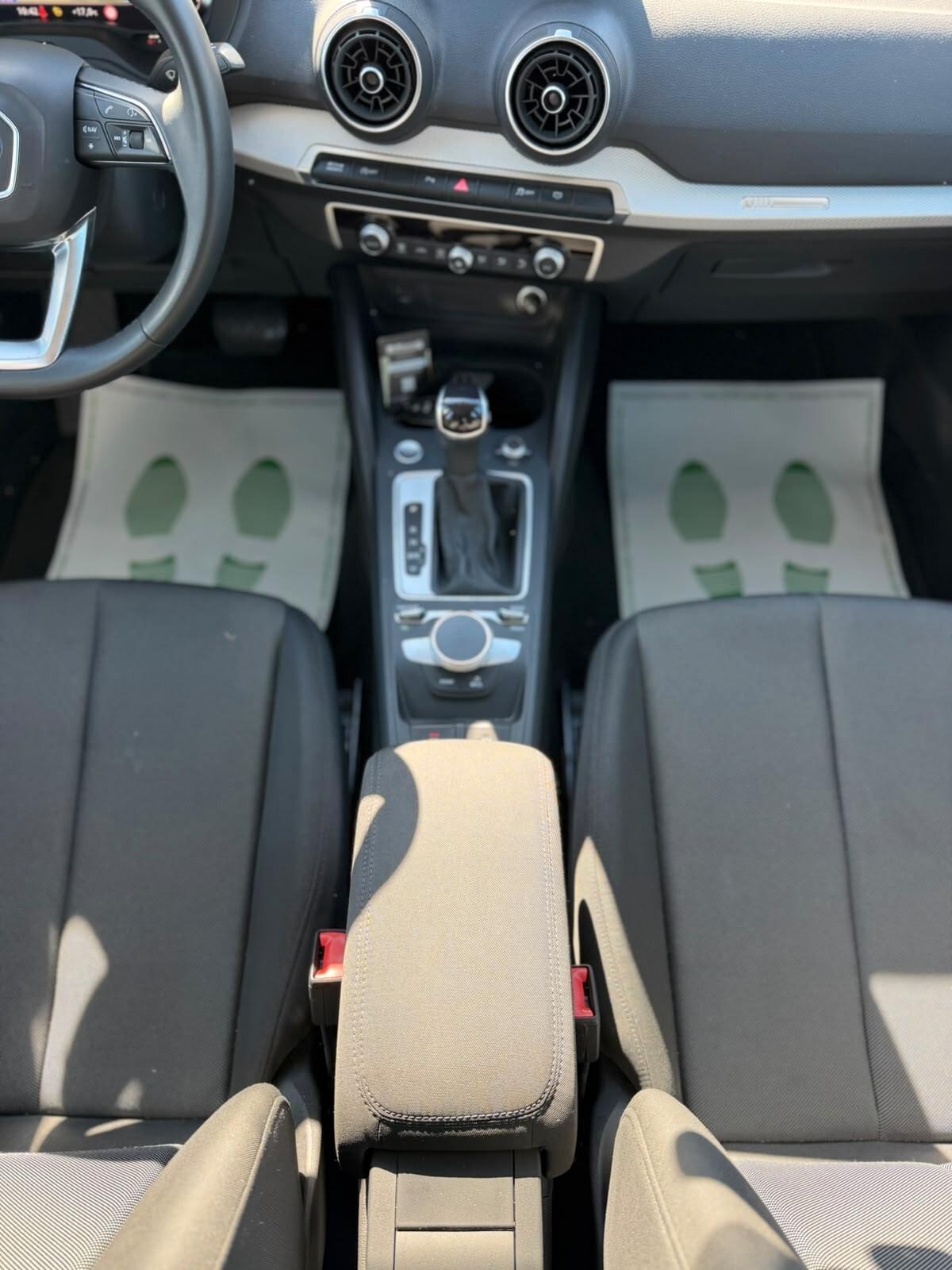 Audi Q2 30 TDI S tronic line Edition