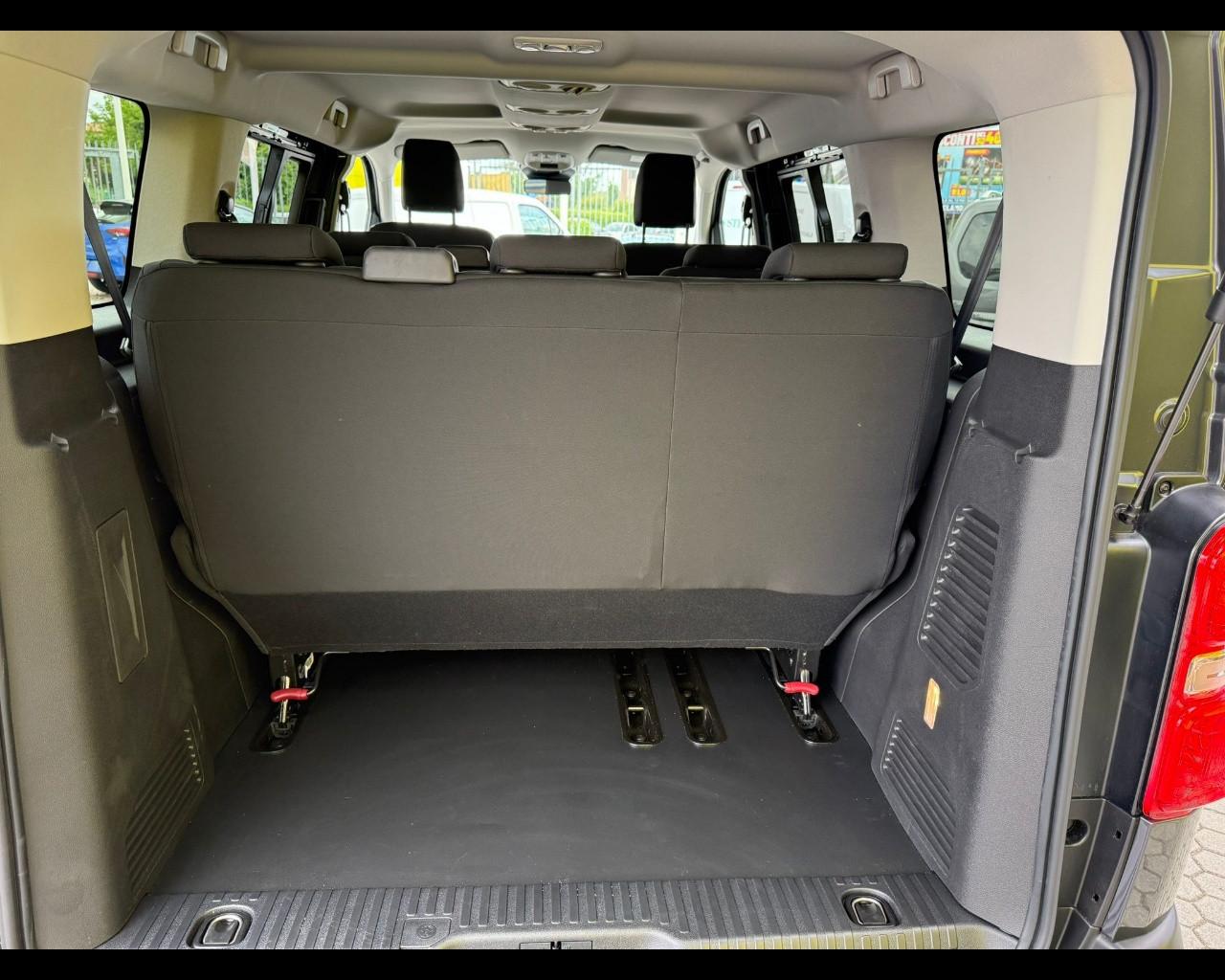 OPEL Vivaro Life Combi 2.0 BlueHDi 180 Lunghezza Media